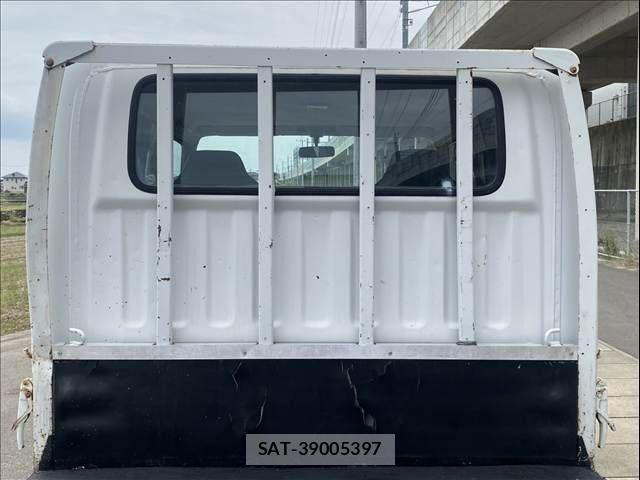 Mazda TITAN DASH 2001-02 6678492-17