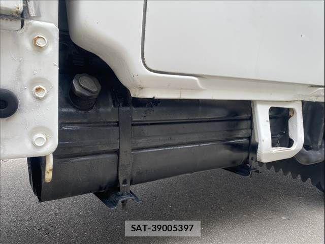 Mazda TITAN DASH 2001-02 6678492-19