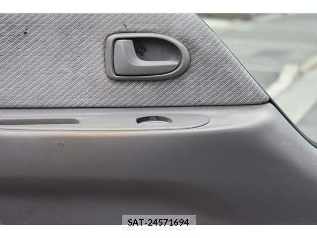 Mazda TITAN DASH 2004-03 6817641-10