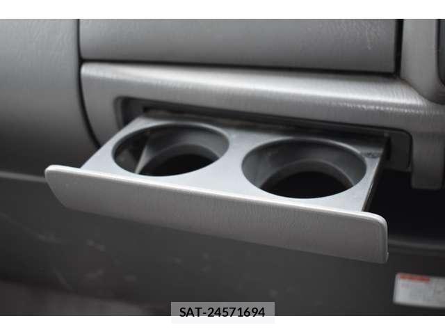 Mazda TITAN DASH 2004-03 6817641-20