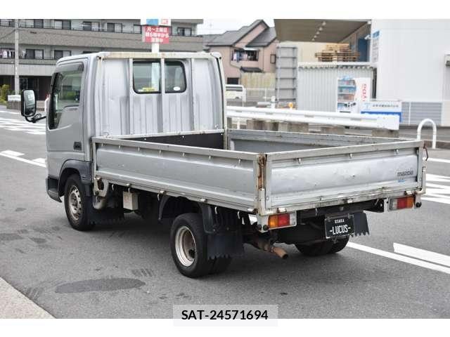 Mazda TITAN DASH 2004-03 6817641-26