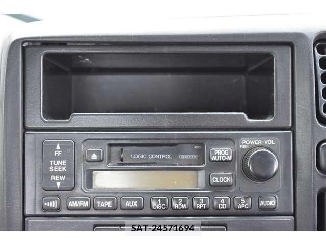 Mazda TITAN DASH 2004-03 6817641-4