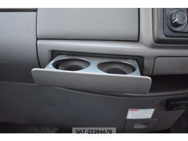 Mazda TITAN DASH 2008-03 6998825-4