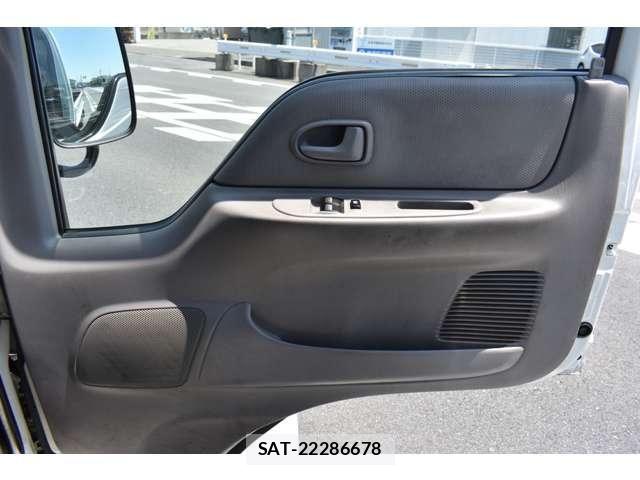 Mazda TITAN DASH 2008-03 6998825-7