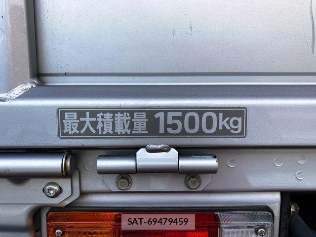 Mazda TITAN DASH 2009-09 7503250-25