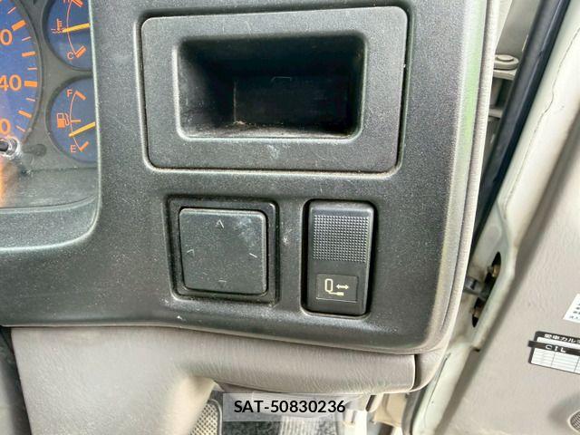 Mazda TITAN DASH 2005-01 7620825-18