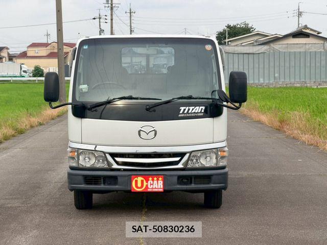 Mazda TITAN DASH 2005-01 7620825-5