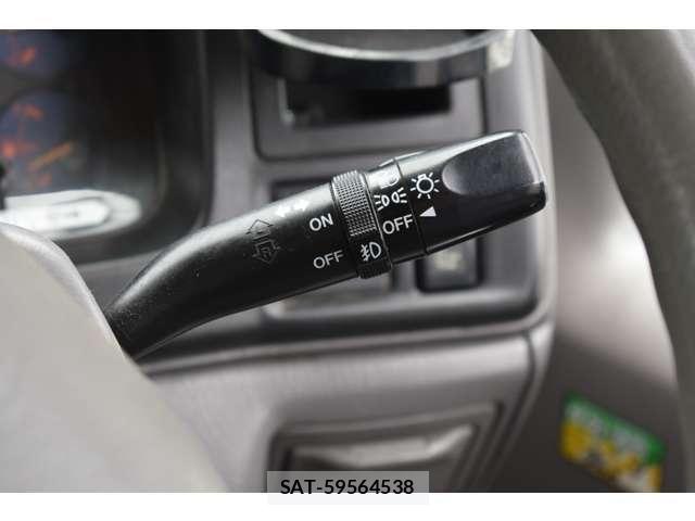Mazda TITAN DASH 2007-04 7729880-12