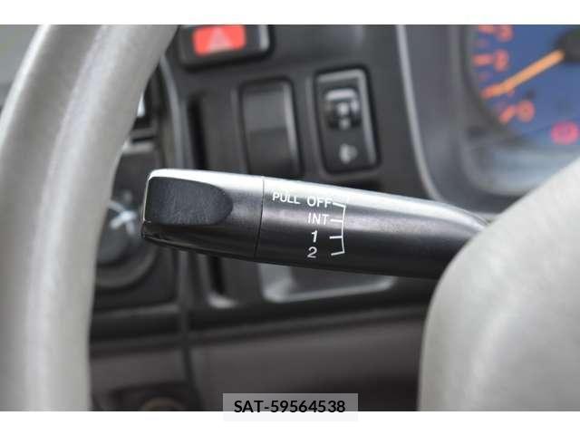 Mazda TITAN DASH 2007-04 7729880-13
