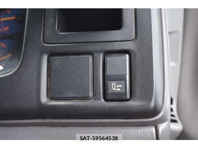 Mazda TITAN DASH 2007-04 7729880-14