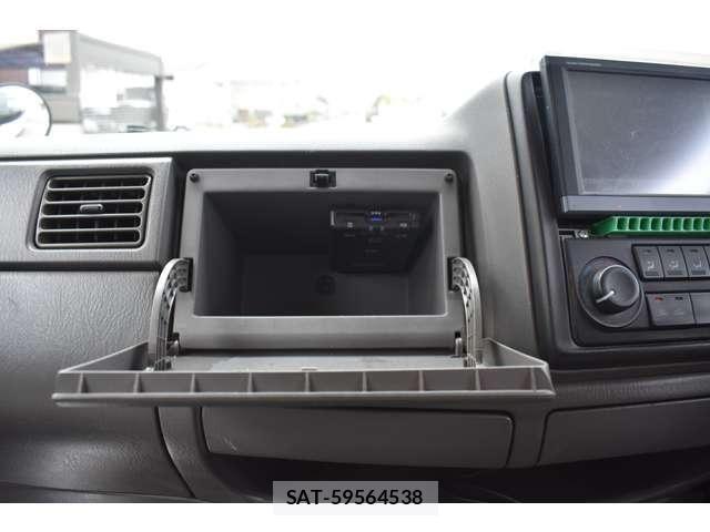 Mazda TITAN DASH 2007-04 7729880-20