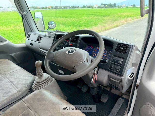 Mazda TITAN DASH 2006-02 8038779-13