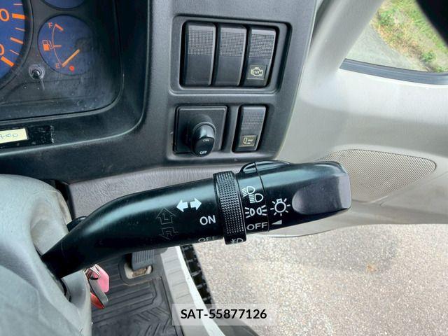 Mazda TITAN DASH 2006-02 8038779-18