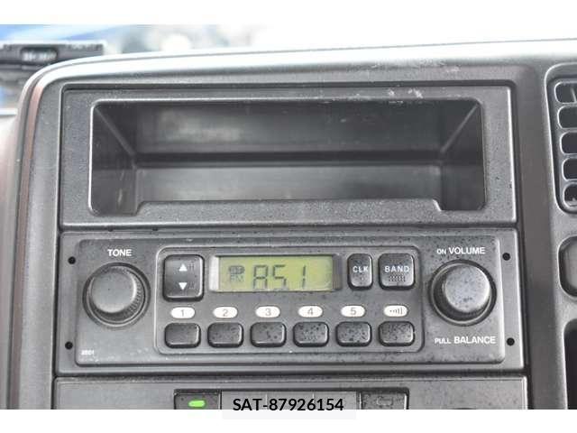 Mazda TITAN DASH 2009-05 8210687-18