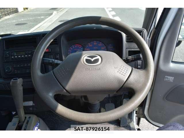 Mazda TITAN DASH 2009-05 8210687-1