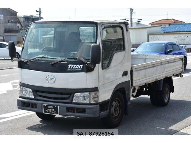 Mazda TITAN DASH 2009-05 8210687-6