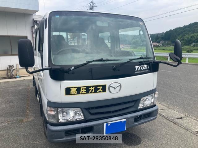 Mazda TITAN DASH 2003-06 8246953-0