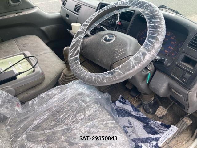 Mazda TITAN DASH 2003-06 8246953-18