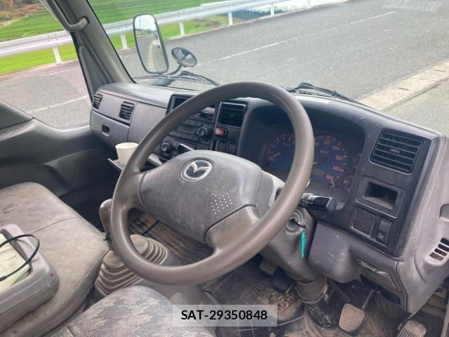 Mazda TITAN DASH 2003-06 8246953-8