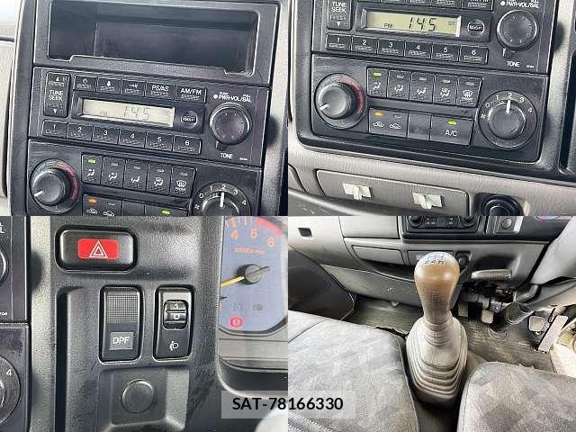 Mazda TITAN DASH 2006-09 8355789-4