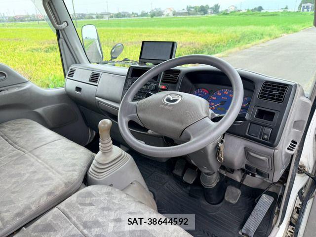 Mazda TITAN DASH 2006-02 8872278-10