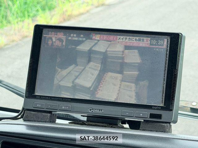 Mazda TITAN DASH 2006-02 8872278-16