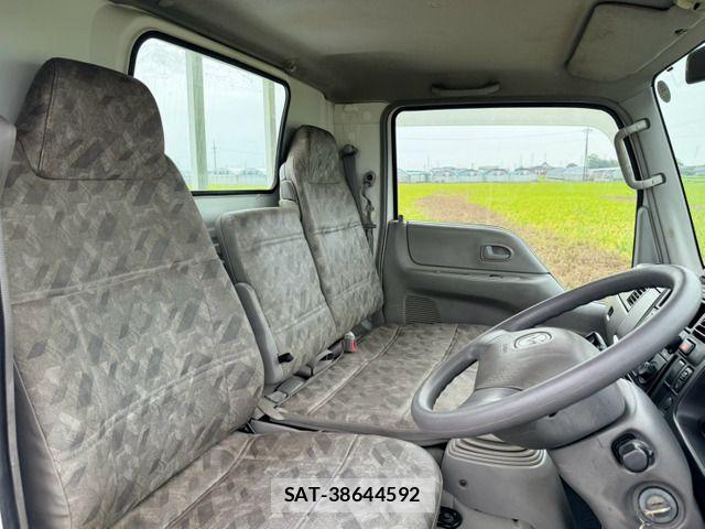 Mazda TITAN DASH 2006-02 8872278-18