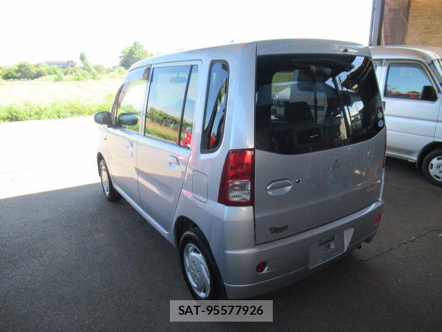 Mitsubishi TOPPO 2011-08 8246954-11