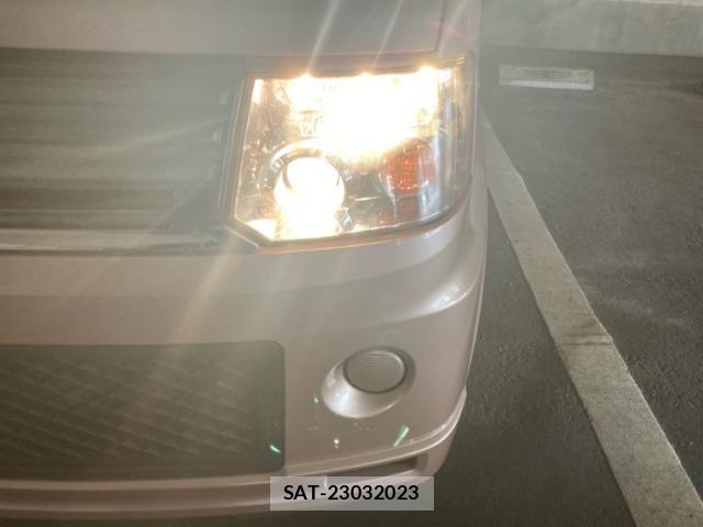 Mitsubishi TOPPO 2010-03 8563831-12