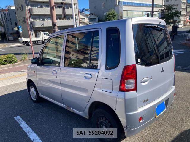Mitsubishi TOPPO 2011-02 8629381-4