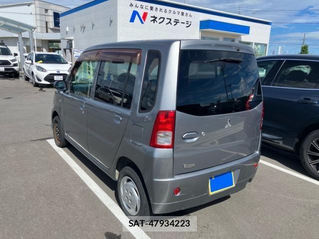 Mitsubishi TOPPO 2010-10 8832093-7
