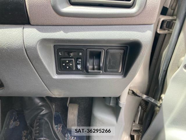 Mitsubishi TOPPO BJ 2000-01 7226166-10