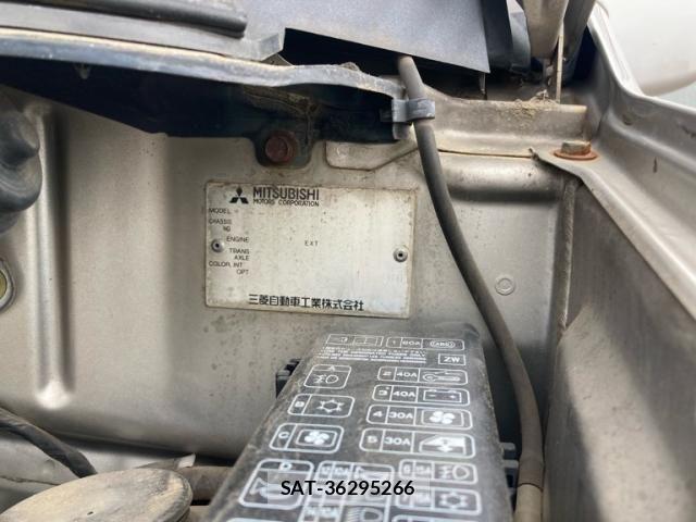 Mitsubishi TOPPO BJ 2000-01 7226166-13