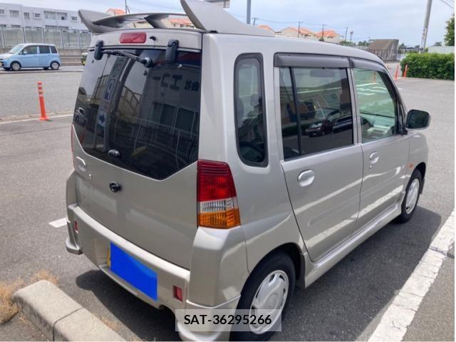 Mitsubishi TOPPO BJ 2000-01 7226166-2