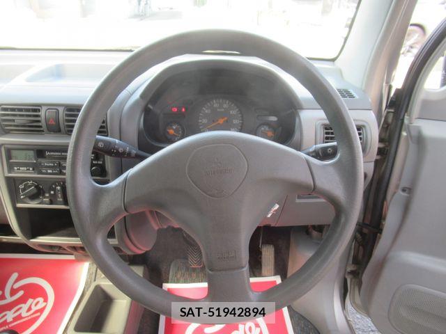 Mitsubishi TOPPO BJ 2000-01 8159390-16