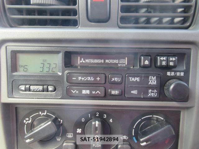 Mitsubishi TOPPO BJ 2000-01 8159390-22