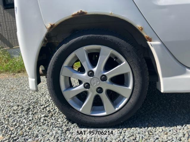 Mitsubishi TOPPO BJ 2002-03 7226172-5