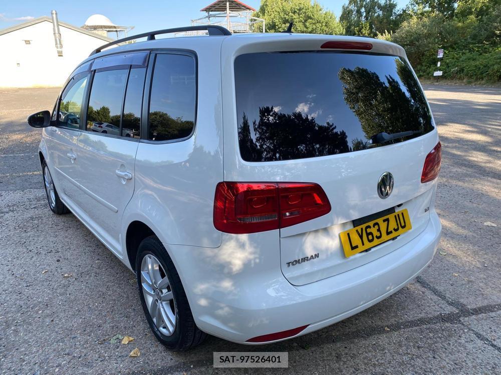 VolksWagen TOURAN 2014-01 1133022-10