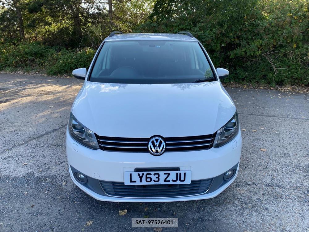 VolksWagen TOURAN 2014-01 1133022-16