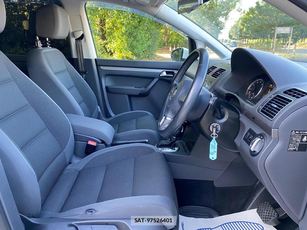 VolksWagen TOURAN 2014-01 1133022-21