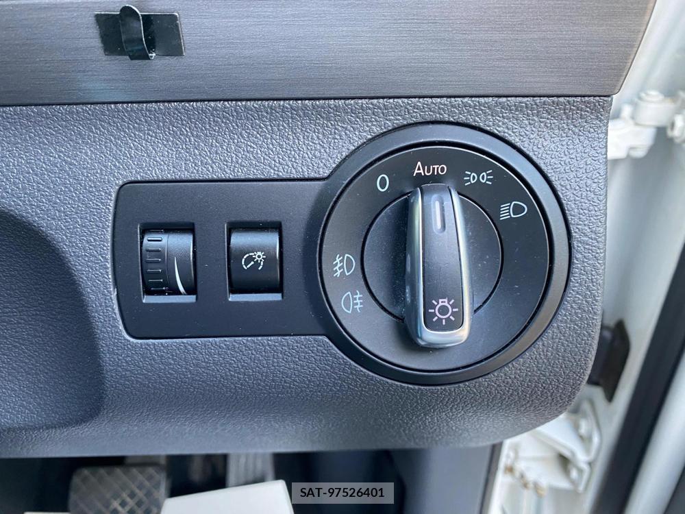 VolksWagen TOURAN 2014-01 1133022-30
