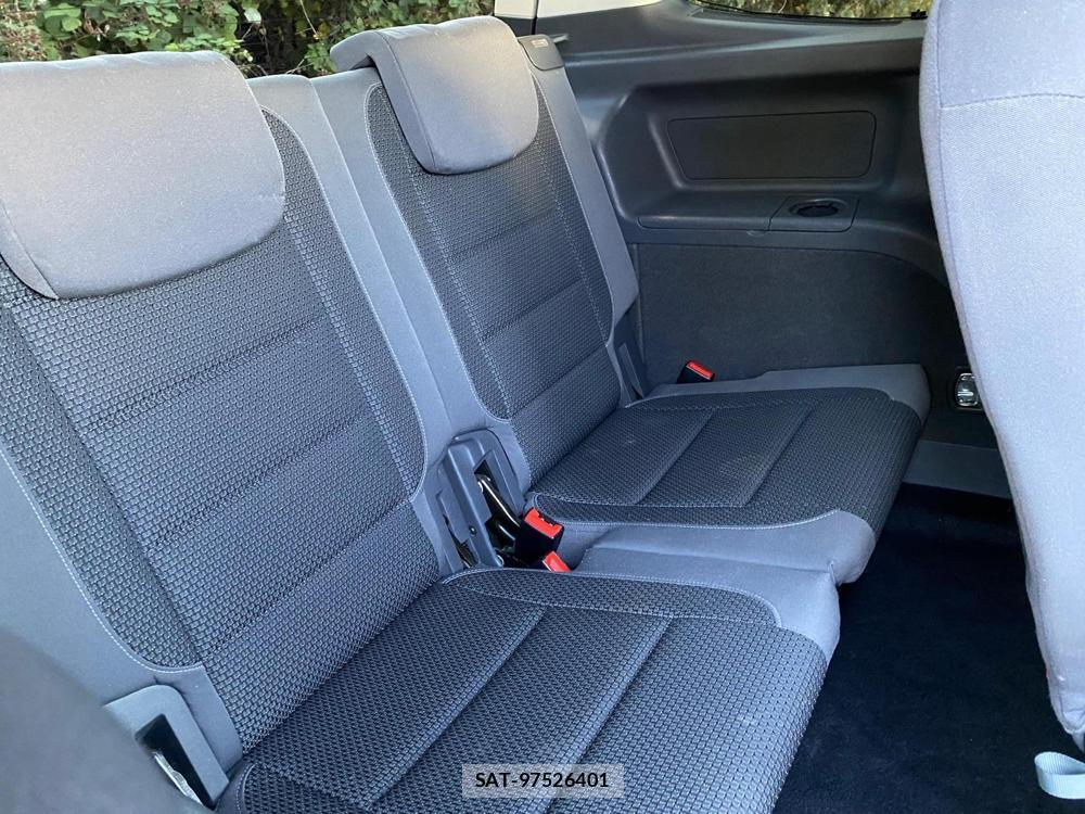 VolksWagen TOURAN 2014-01 1133022-33