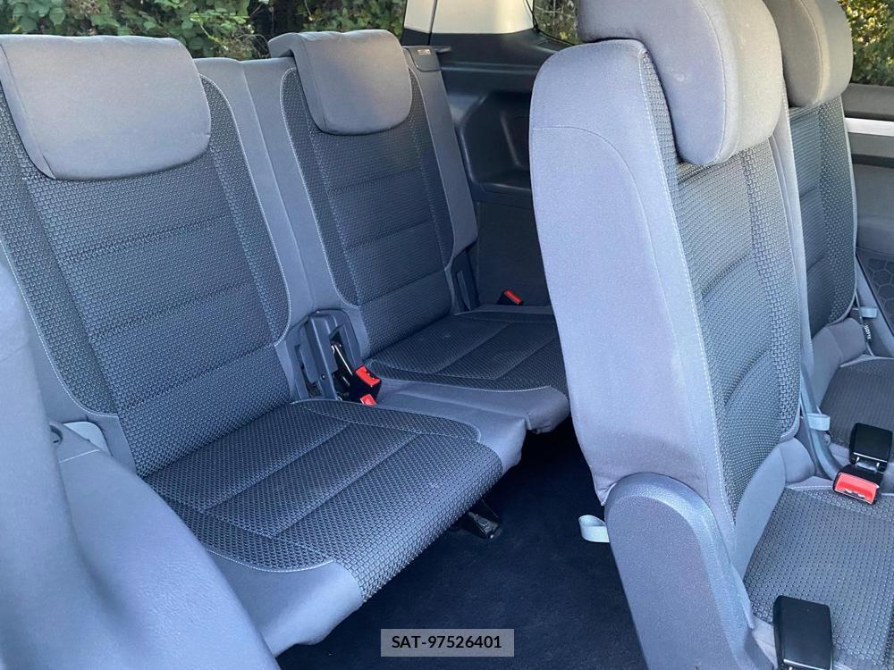 VolksWagen TOURAN 2014-01 1133022-36