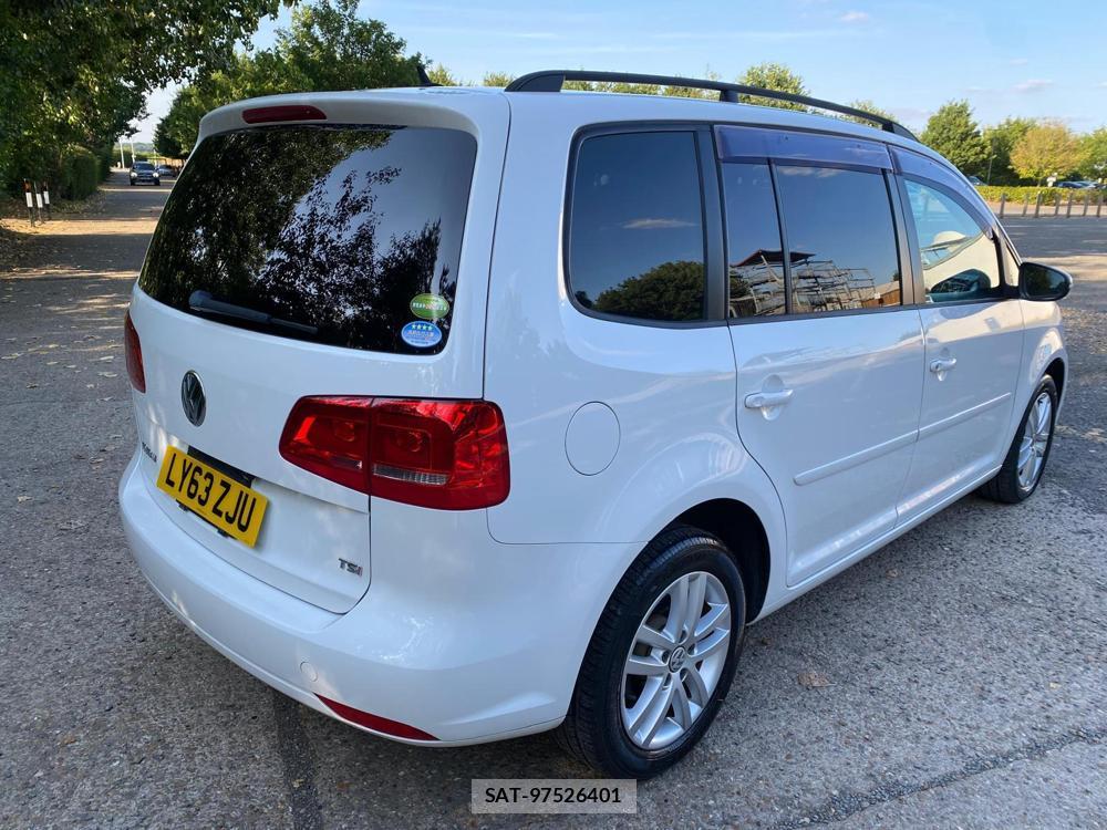 VolksWagen TOURAN 2014-01 1133022-6