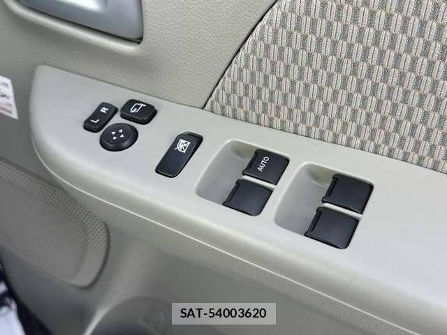 Mitsubishi TOWN BOX 2024-03 1294507-14