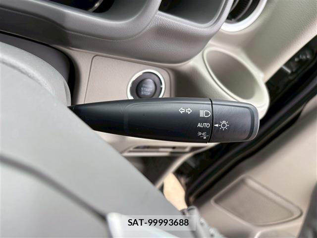 Mitsubishi TOWN BOX 2025-03 1829719-25