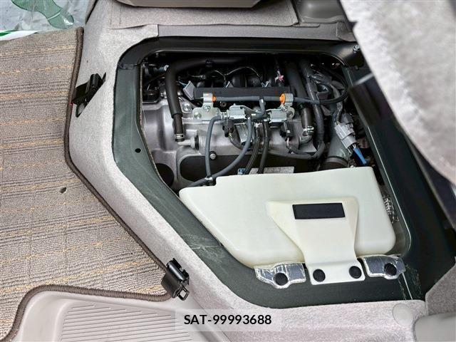 Mitsubishi TOWN BOX 2025-03 1829719-29