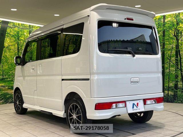 Mitsubishi TOWN BOX 2016-04 6817643-16