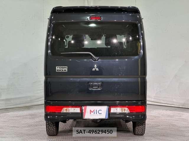Mitsubishi TOWN BOX 2021-02 6914561-5