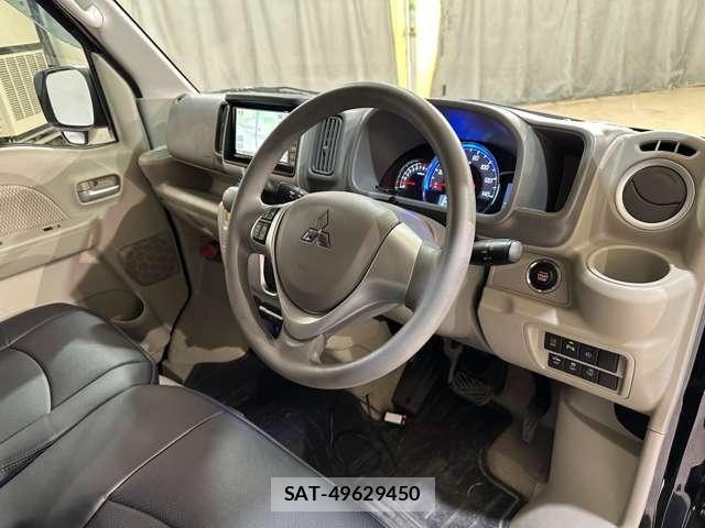 Mitsubishi TOWN BOX 2021-02 6914561-8